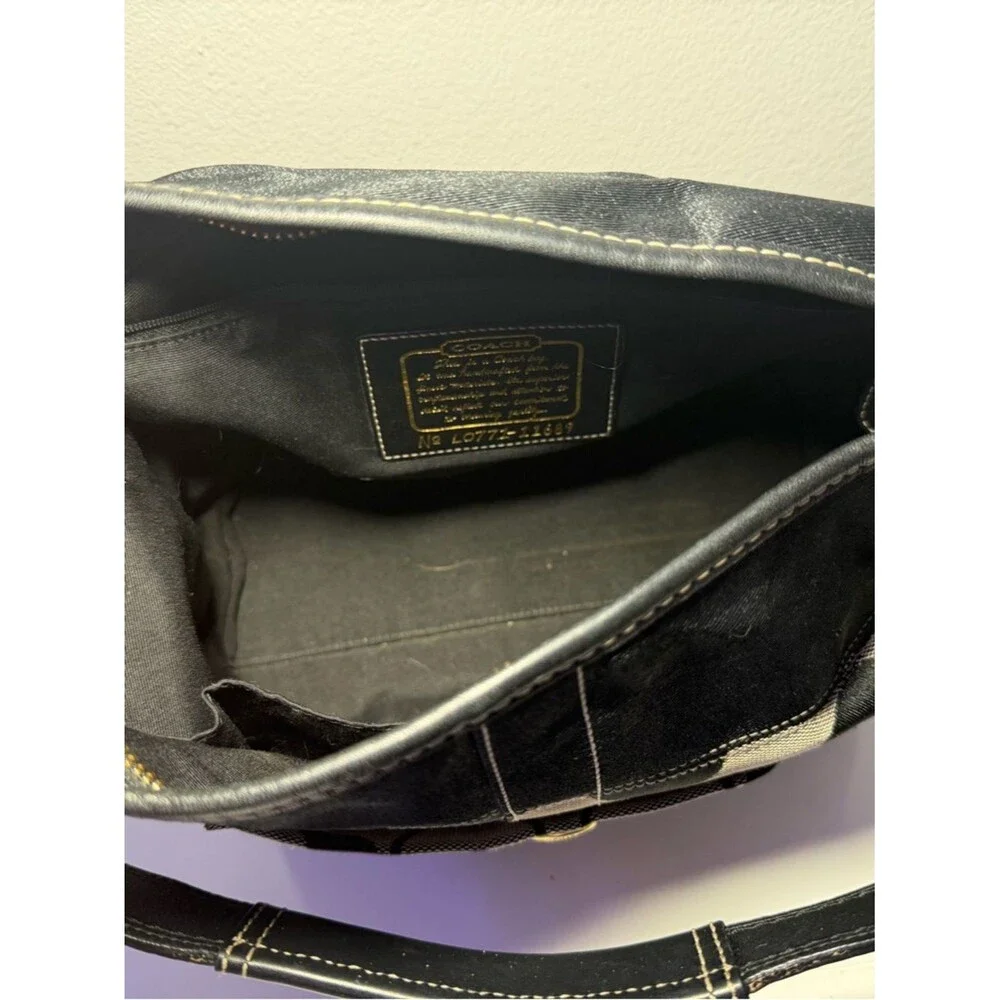 coach shoulder